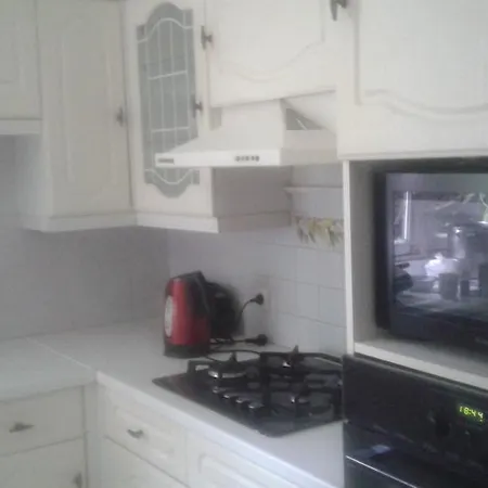 1930 Apartament *